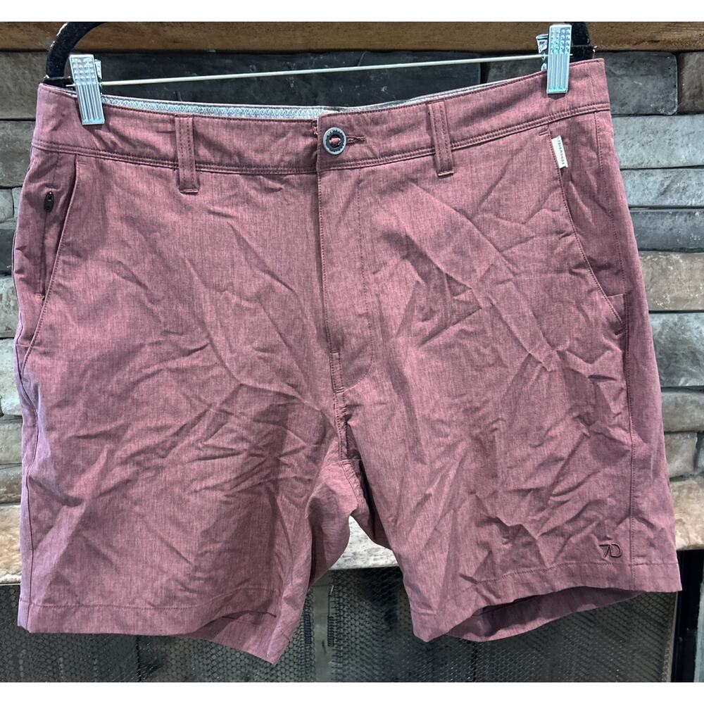 Men’s 7 DIAMONDS Maroon Aeroplane Performance Golf Shorts Size 33 *C7